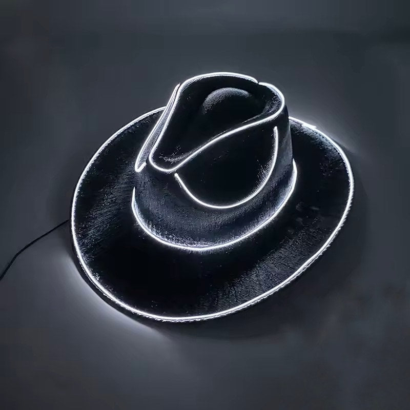 הכובעים שלנו 🤠